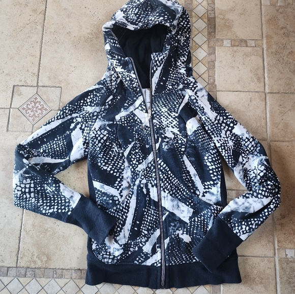 Lululemon static mist scuba hoodie - Picture 4 of 8